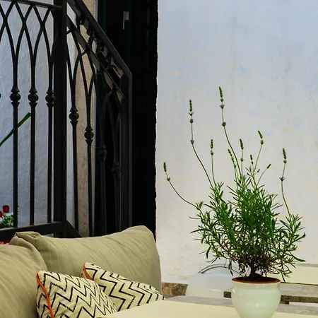 Pom Alacati Boutique Çeşme