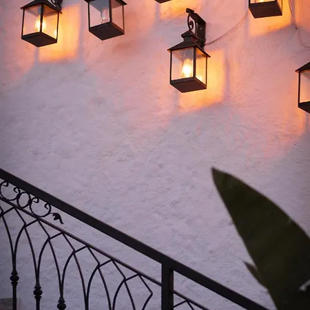 Pom Alacati Boutique Hotel