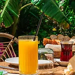 Pom Alacati Boutique Hotel *