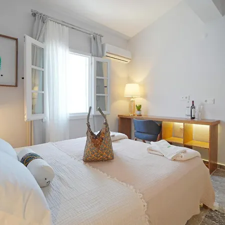 Pom Alacati Boutique * Cesme