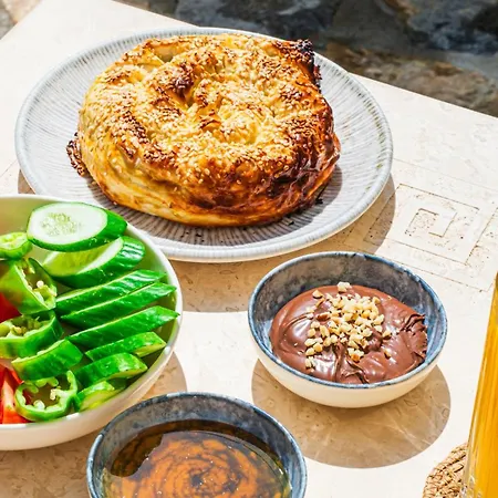 Pom Alacati Boutique *