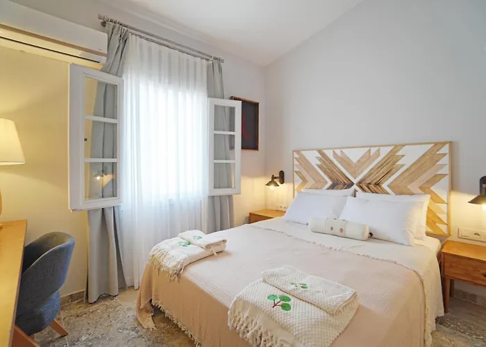 Pom Alacati Boutique 酒店 *