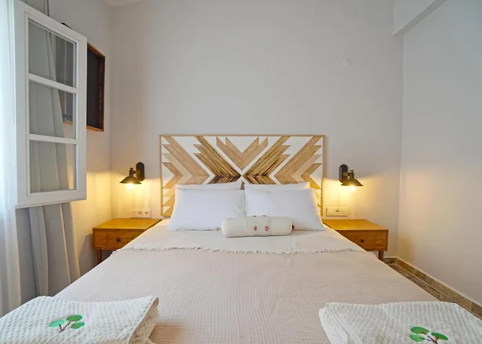 Pom Alacati Boutique 酒店 *