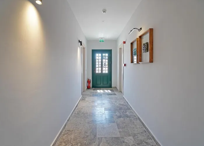 Pom Alacati Boutique 酒店 *