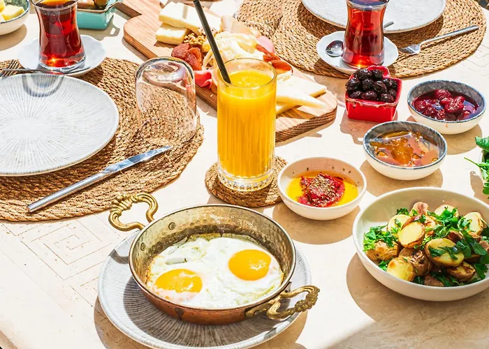 Pom Alacati Boutique 酒店