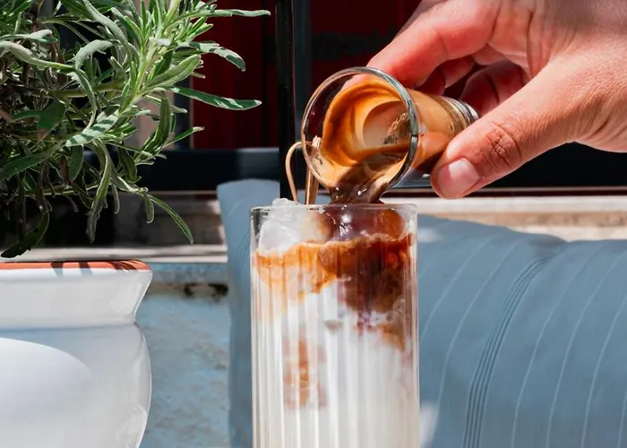 Pom Alacati Boutique 酒店 *